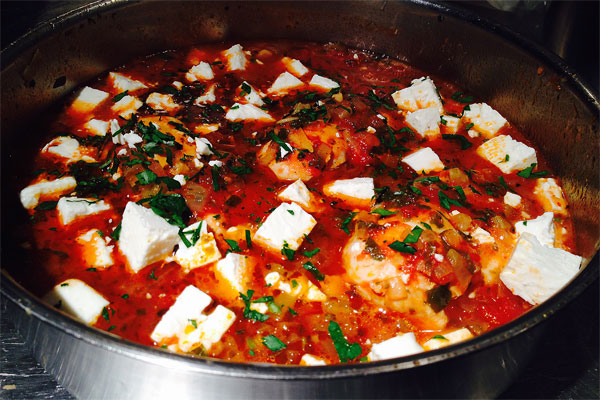 chicken with tomatoes and feta cheese